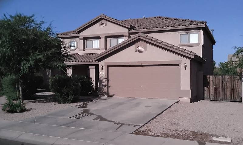 Gorgeous 5 bedroom home!