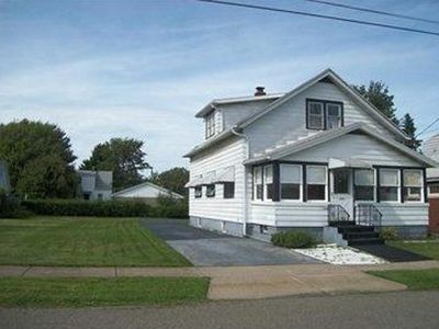 1026 E 33rd St, Erie, PA, 16504