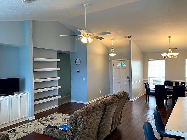 107 Ocean Ridge Ln — Photo 2