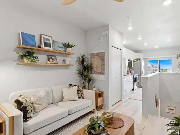 91-3529 Nana Hope St #4310, Ewa Beach, HI 96706