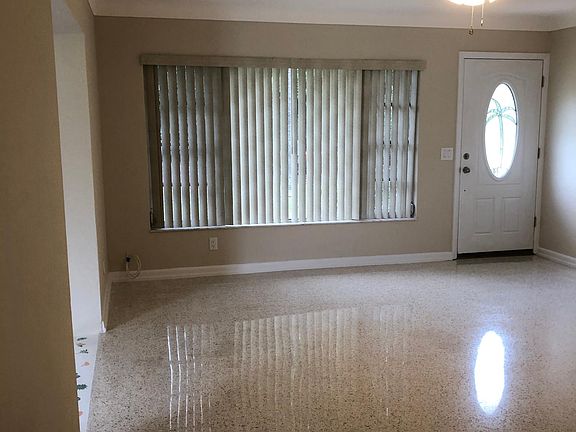 2nd image of 4927 27th Ave S