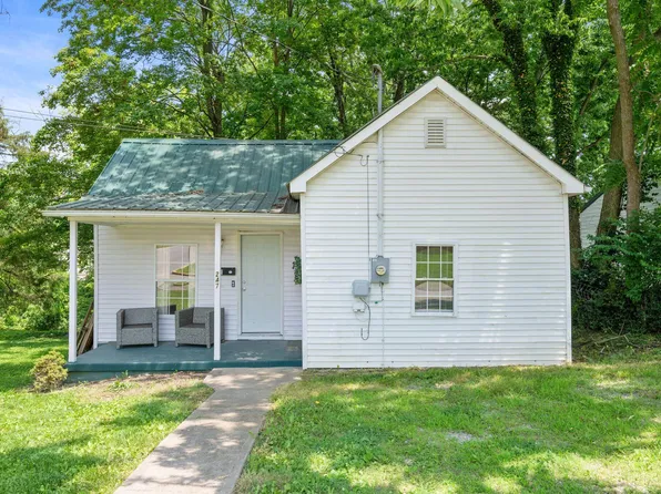 247 Richmond Ave, Mount Sterling, KY 40353