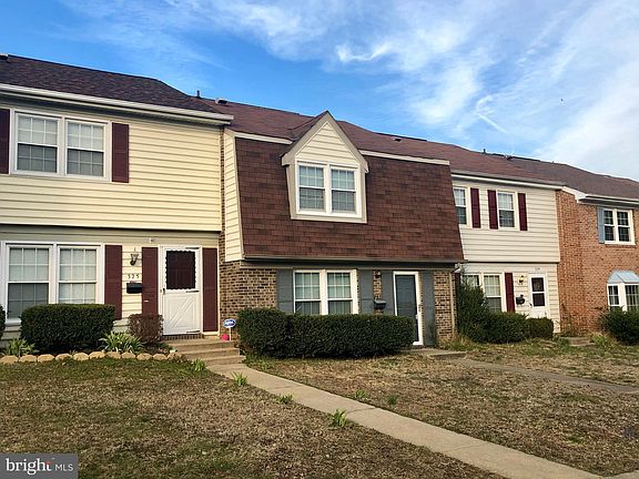 2nd image of 327 Clay St