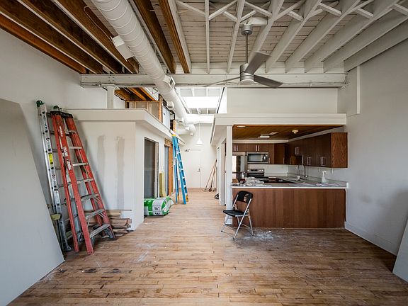 5th image of 1363 E Fisher Fwy APT 6