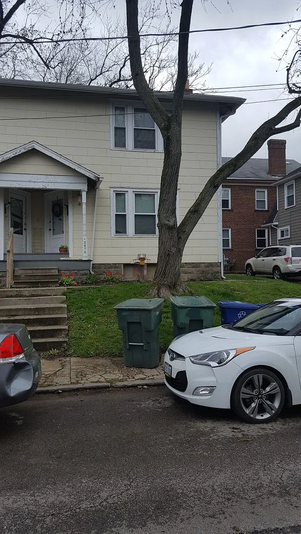 2476 Adams Ave — Photo 2