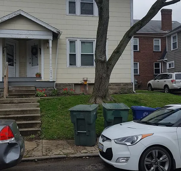 2476 Adams Ave — Photo 2