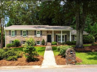 1457 Willoughby Cir, Vestavia Hills, AL 35216