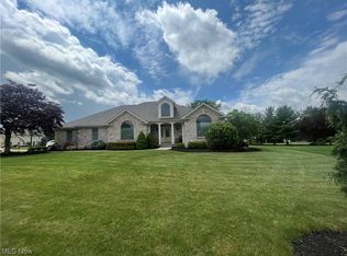 271 Timber Run, Canfield, OH 44406