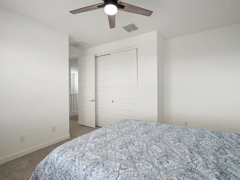 3110 E Hayfield Way — Photo 7