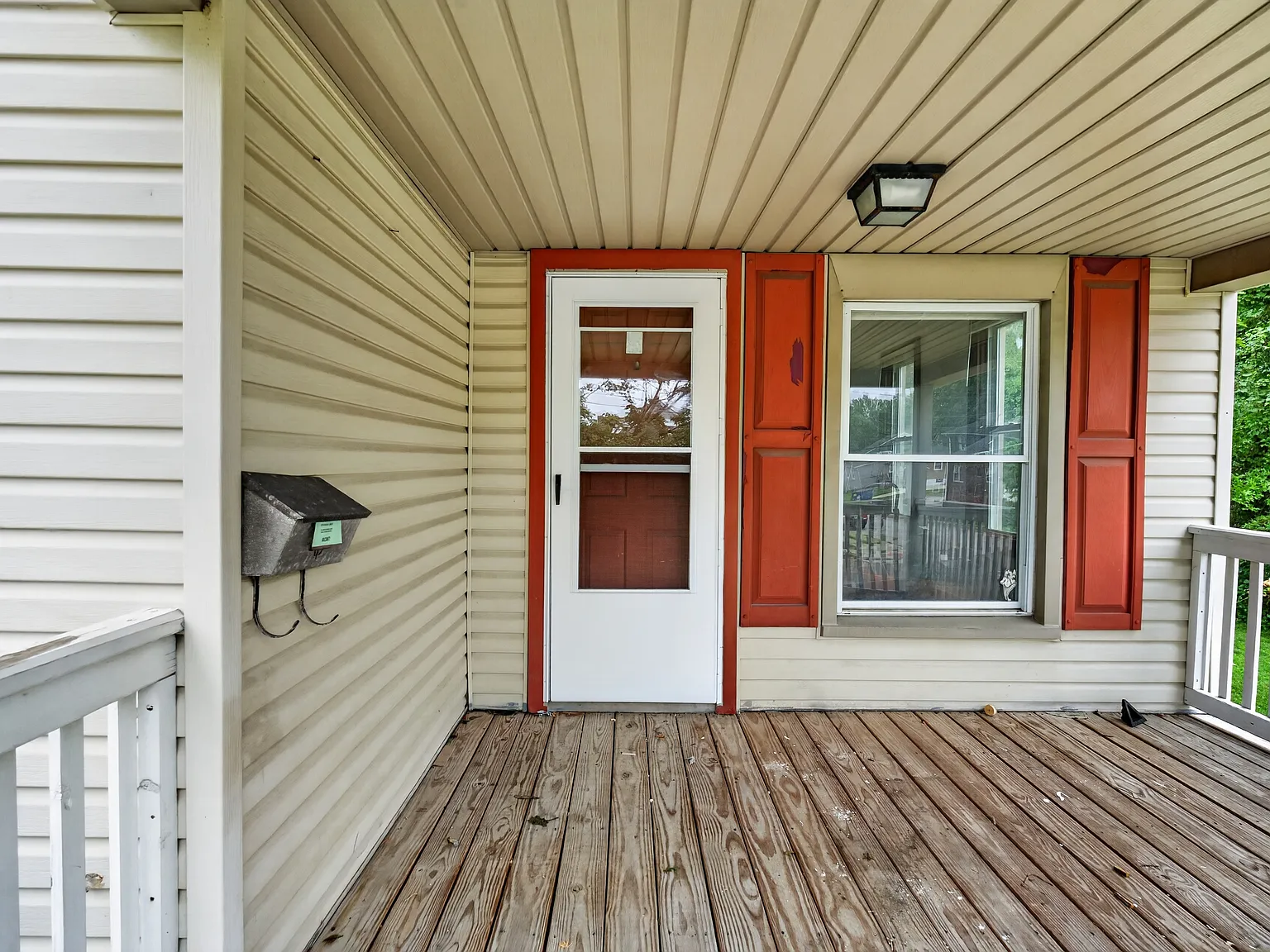 3 bed, 1008 sqft, $1,295 — Photo 4