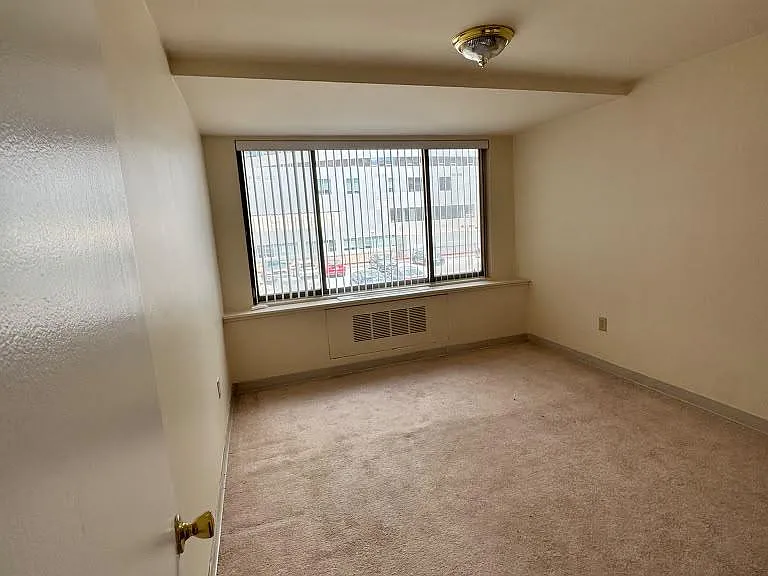 1121 Arlington Blvd #209 — Photo 4