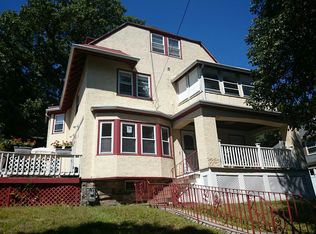 19 Sunset Hill Rd, Boston, MA 02132