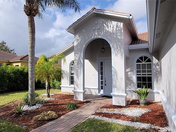 3rd image of 4451 Laurel Pl #4451