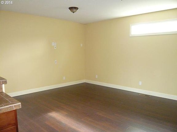 5th image of 9324 NE 47th Cir