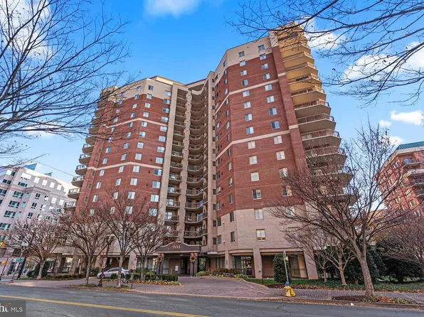 901 N Monroe St APT 1414, Arlington, VA 22201