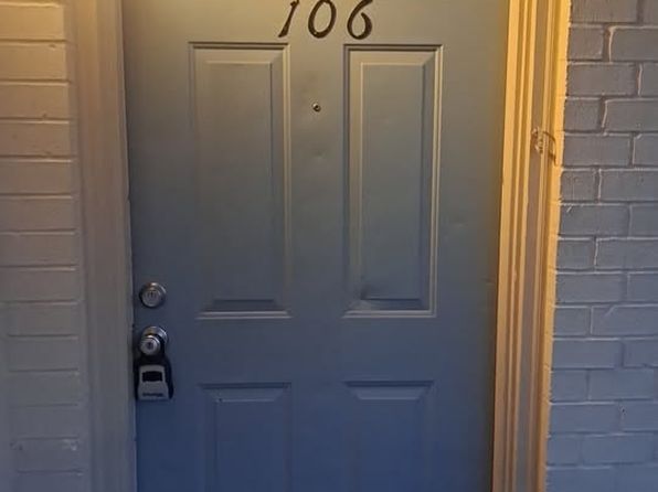 200 SE Front St #106