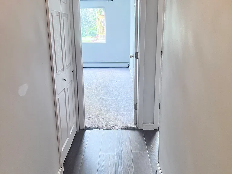 8 Lancelot Ct — Photo 5