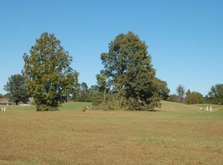 36 N Lake Cir #R3, Manning, SC 29102