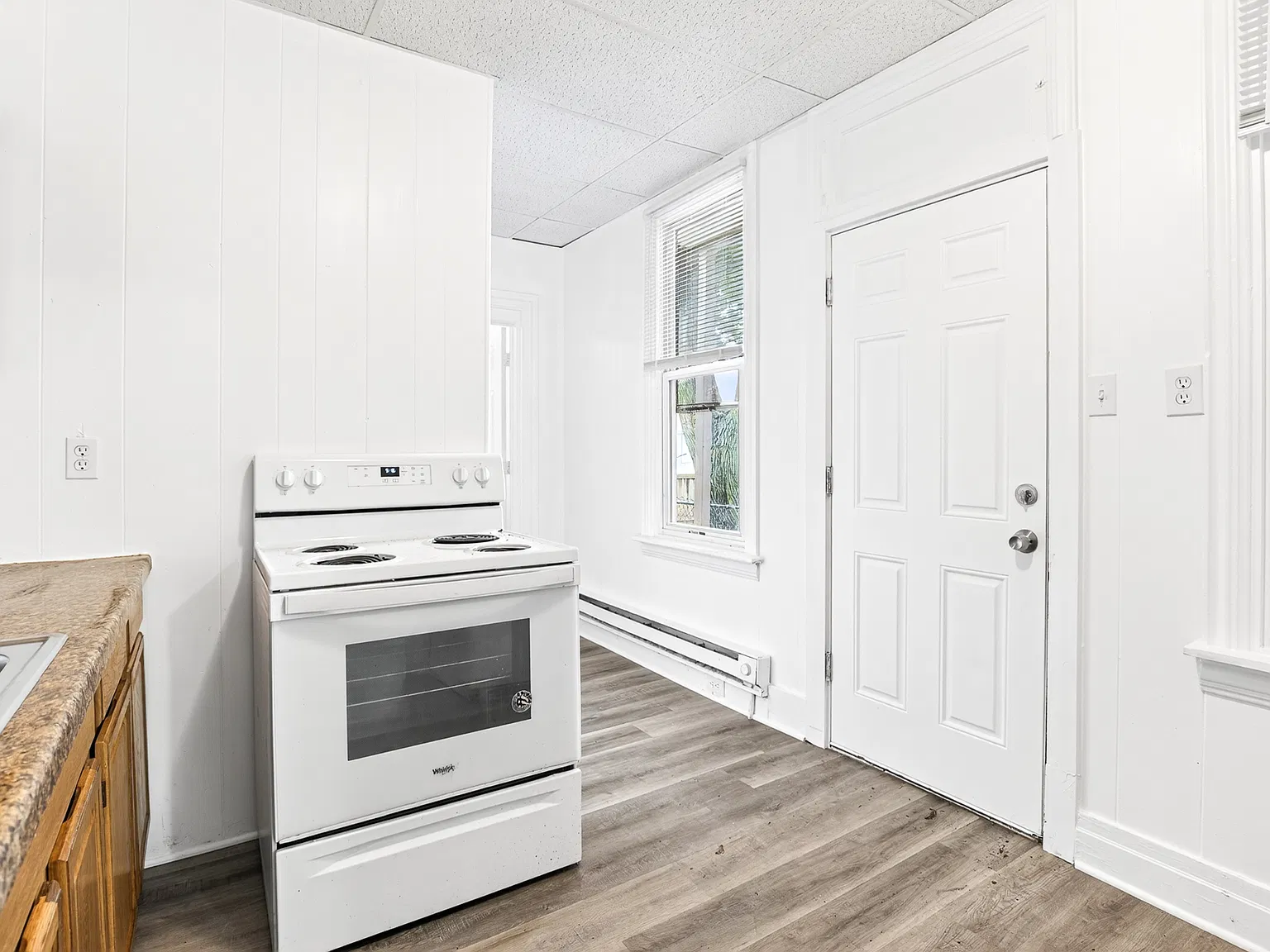 2 bed, $1,250 — Photo 3