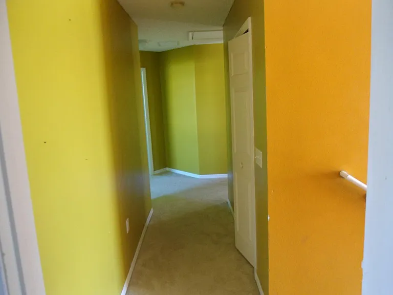 221 Amesbury Ln — Photo 6