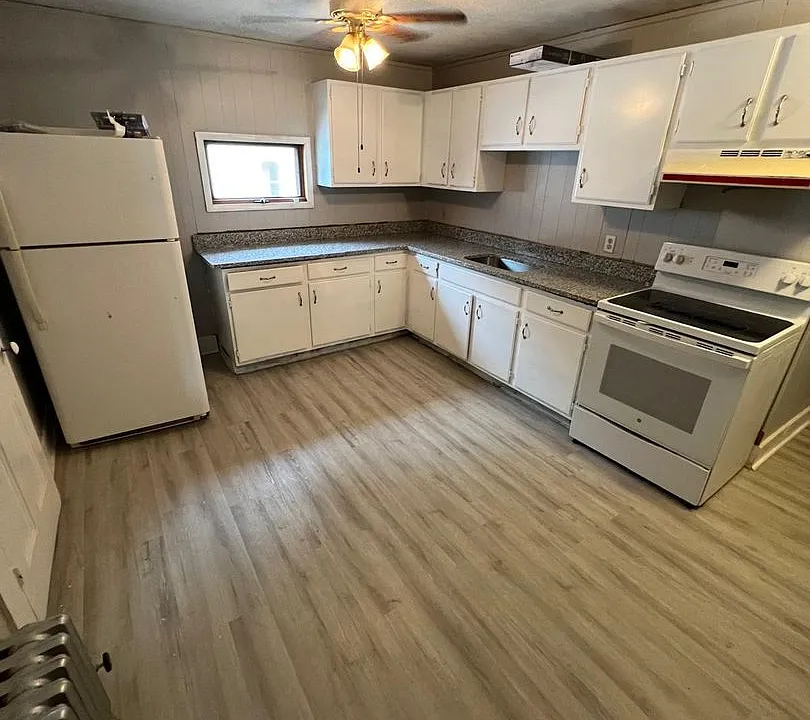 39 Cottage St #39R