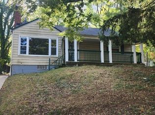 19201 Genesee Rd, Euclid, OH 44117