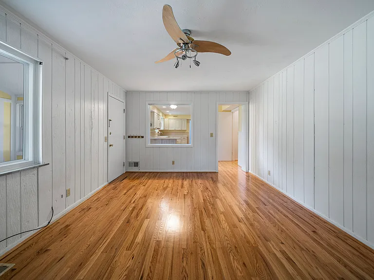 7829 Concord Hills Ln — Photo 12