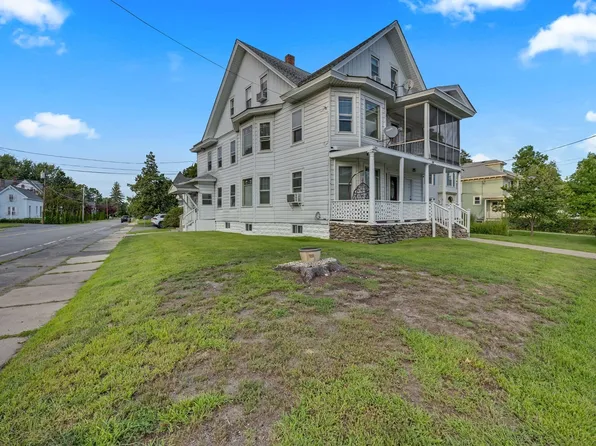 189 Walnut St, Leominster, MA 01453