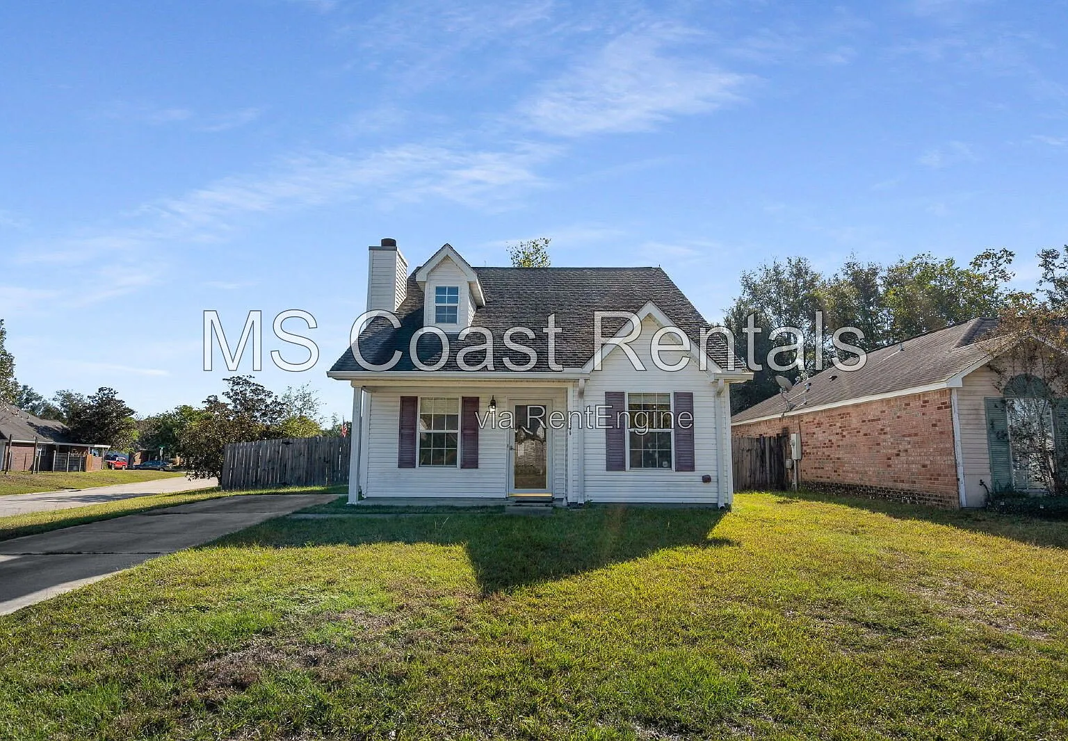 3 bed, 2.0 bath, 1230 sqft, $1,649 — Photo 1