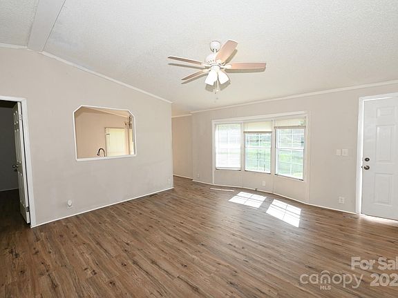 3rd image of 3506 1st Avenue Cir NW