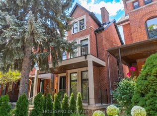 82 Major St, Toronto, ON M5S 2L1