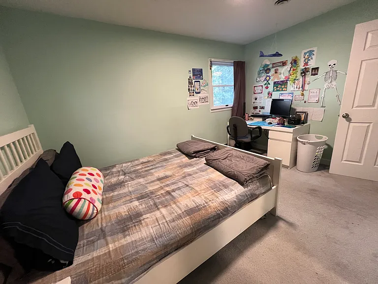 Bedroom 1 (first floor)