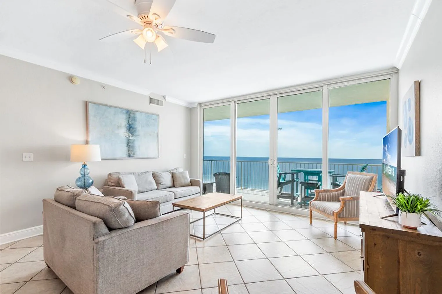 3 bed, 3.0 bath, 1399 sqft, $6,636 — Photo 1