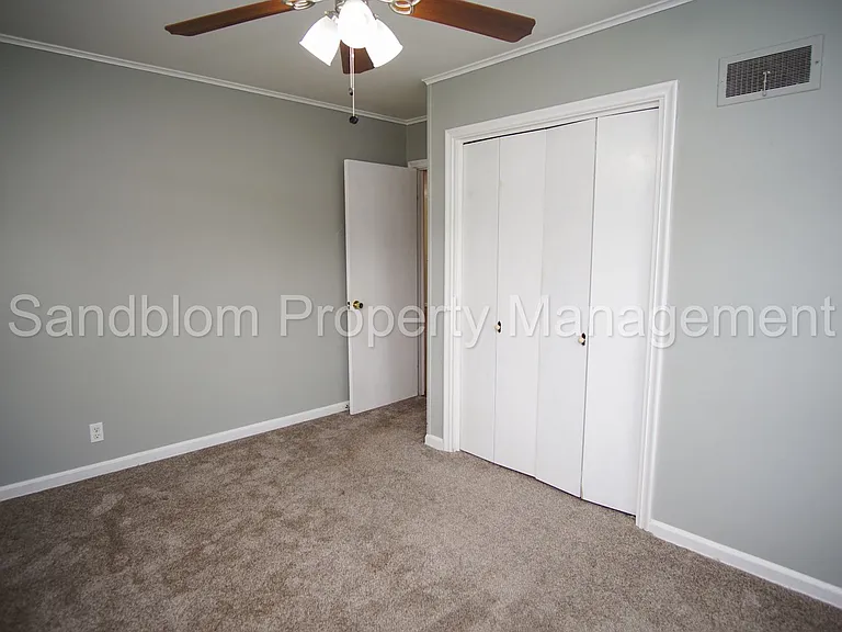 3549 S Richmond Ave — Photo 10