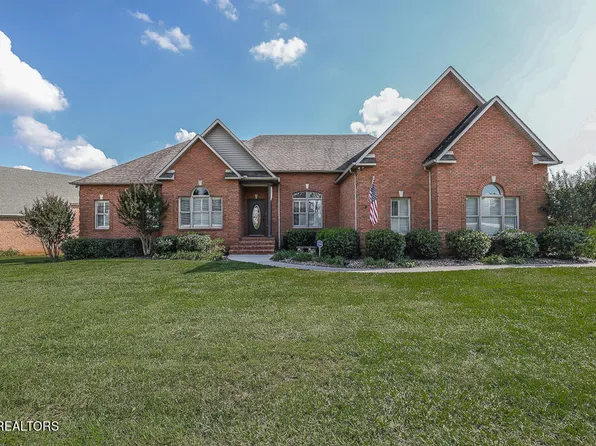 1639 Pinnacle Point Dr, Alcoa, TN 37701