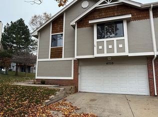 6735 S 153rd Cir, Omaha, NE 68137