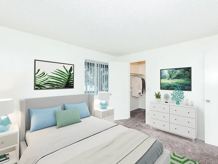 Fox Pointe — Photo 10