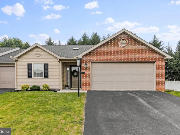 144 Sequoia Ct #34, Chambersburg, PA 17201