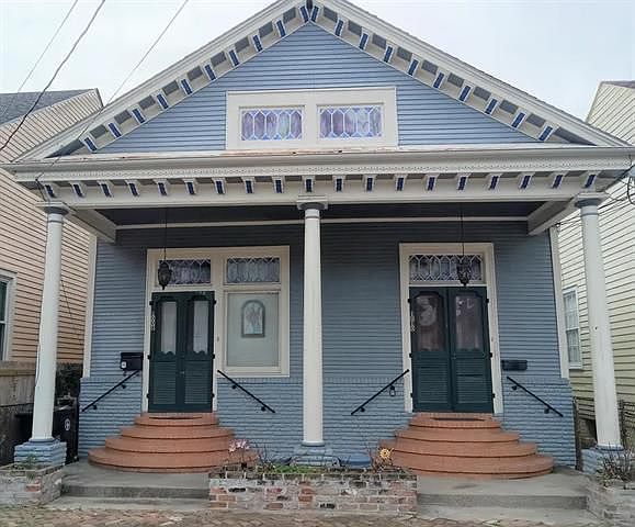 1st image of 1008 Louisa St