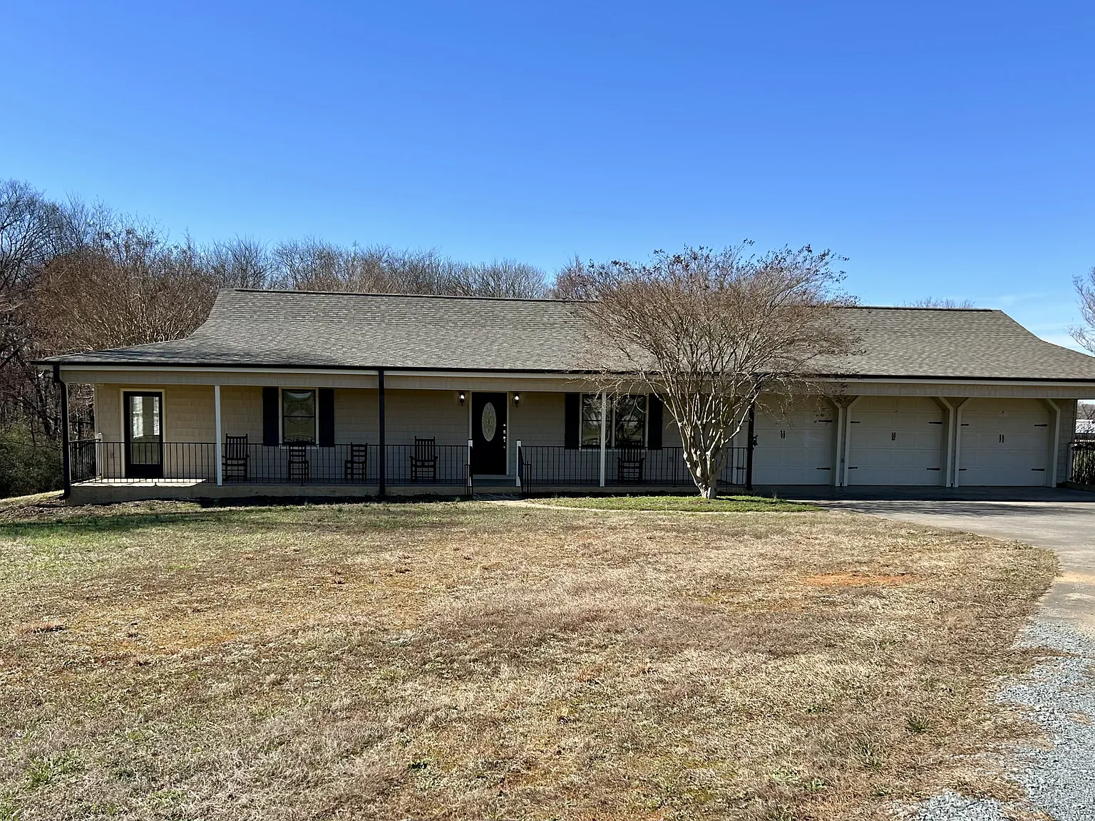 1221 Hamiltons Cross Road - 1 — Photo 1