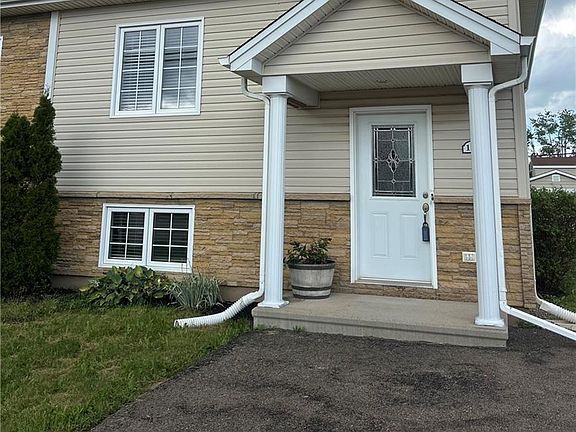 2nd image of 106 Lakeburn Ave