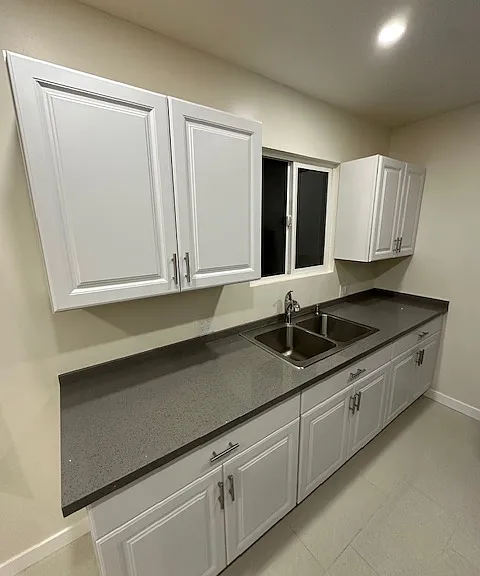 6519 Troost Ave #5 — Photo 3