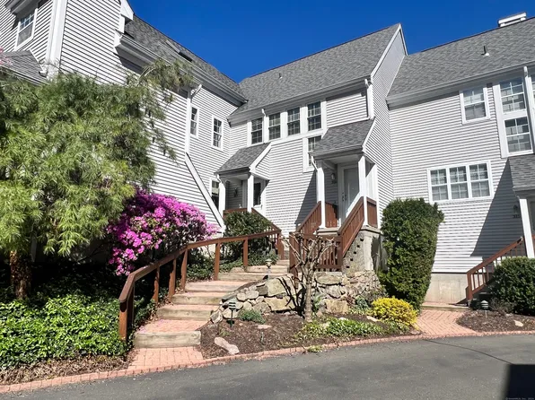 317 Foxboro Drive #317, Norwalk, CT 06851