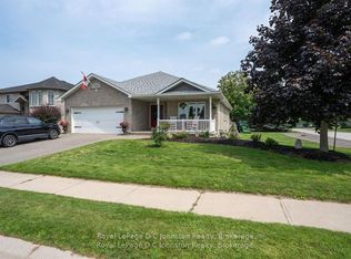 477 Buckby Ln, Saugeen Shores, ON N0H 2C1