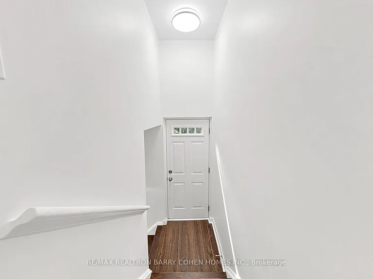 3 Greengate Rd — Photo 31