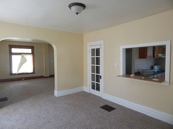 5th image of 415 S 20th Ave
