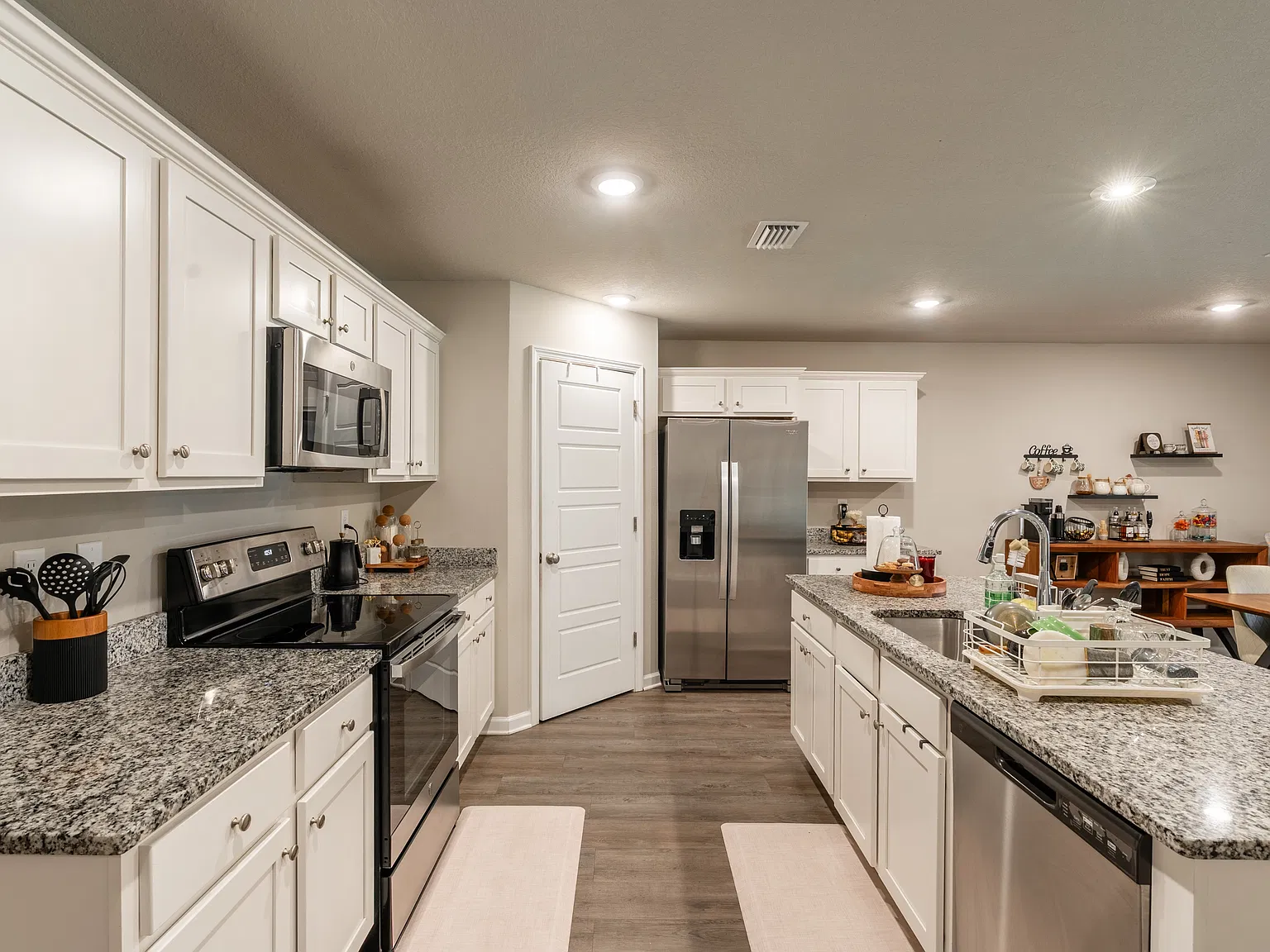 2568 Arbordale Loop - 1 — Photo 3
