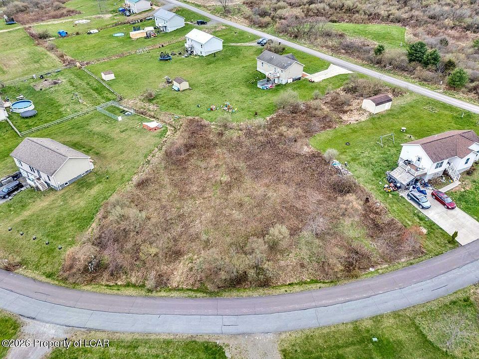 2nd image of 28 Walnut Ridge Dr