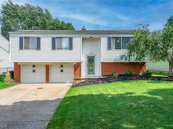 7643 Key West Dr, Parma, OH 44134