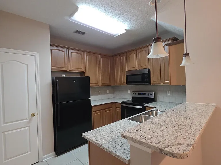 6070 Bartram Village Dr — Photo 6